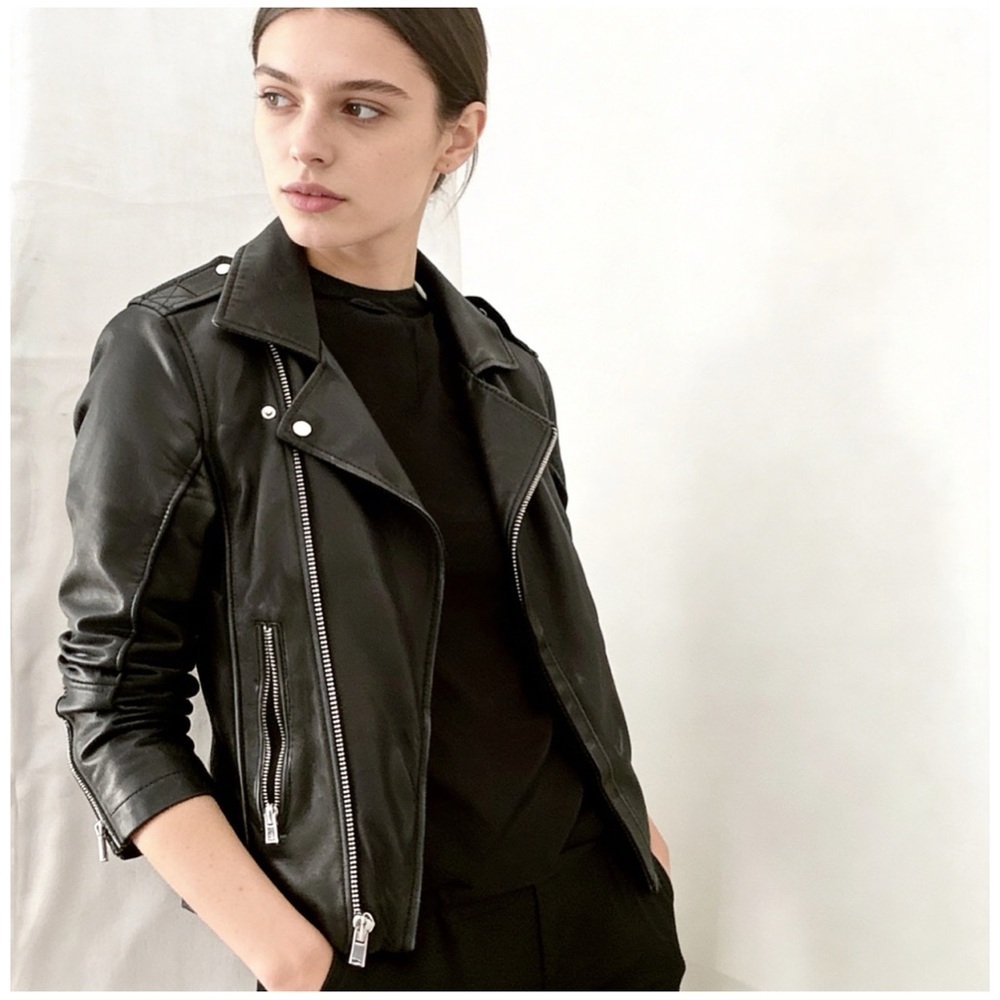 🤍HP🤍 Zara Asymmetrical Moto Jacket. Genuine Leather. Size S/M